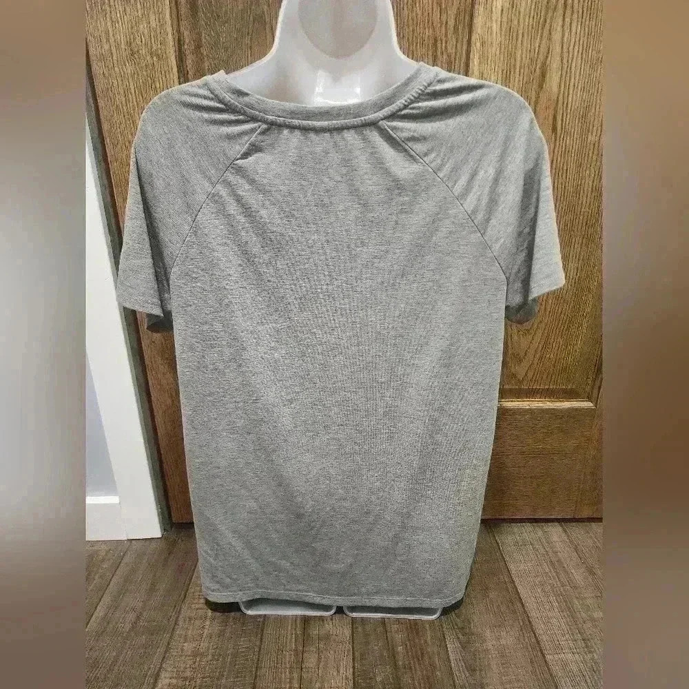 Massini Gray Blouse T Shirt Size Med Rhinestones Crew Neck Soft Lightweight CUTE - Picture 3 of 7
